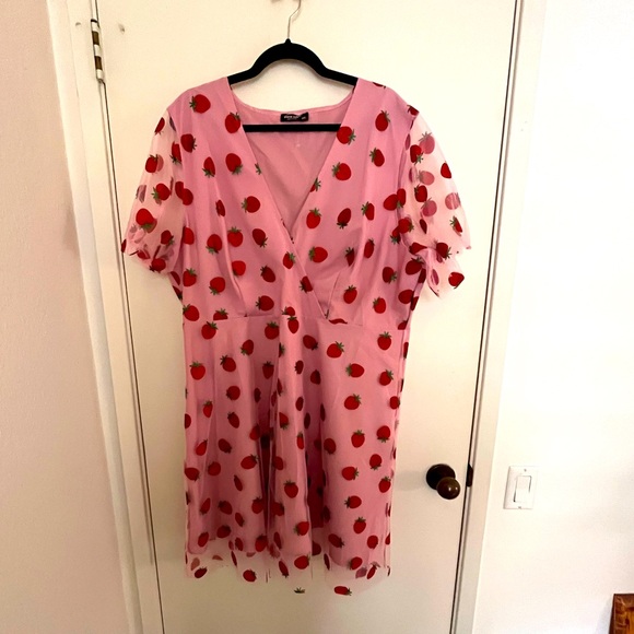 Rose Pink tulle strawberry swing dress size 4xl SHEIN curve NWOT zero stretch - Picture 2 of 3